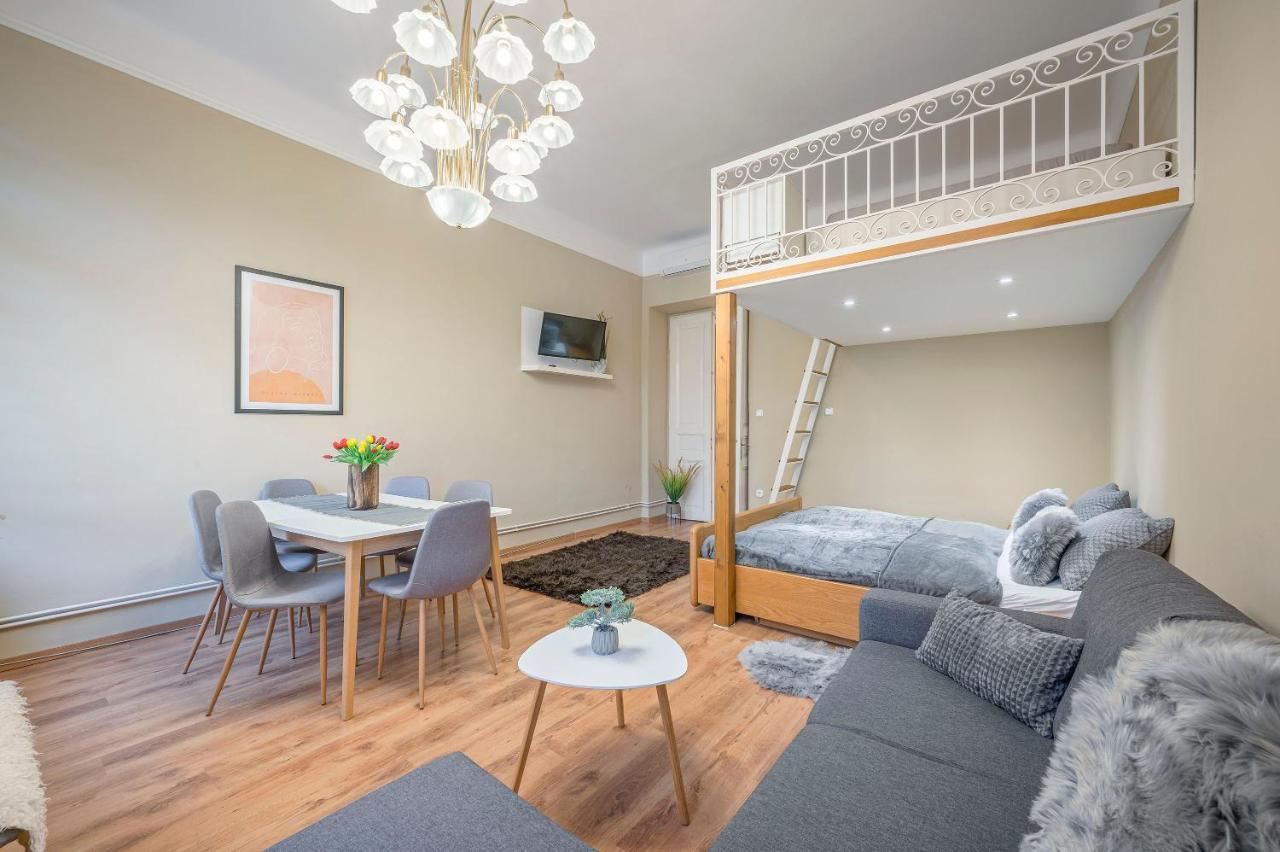 Corvin City Apartment By Nw Budapest Extérieur photo