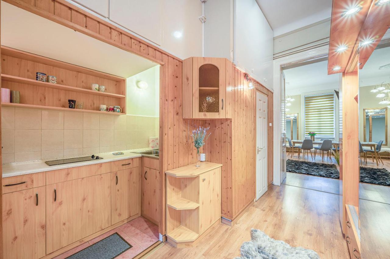 Corvin City Apartment By Nw Budapest Extérieur photo